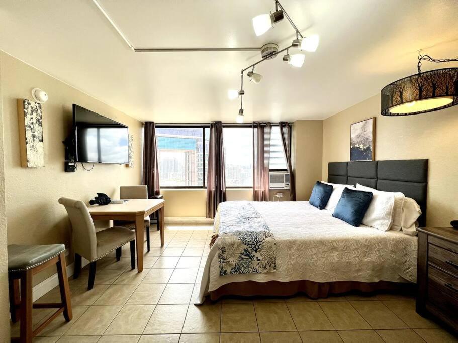 King Bed, Spacious, Legal, View Honolulu Eksteriør billede